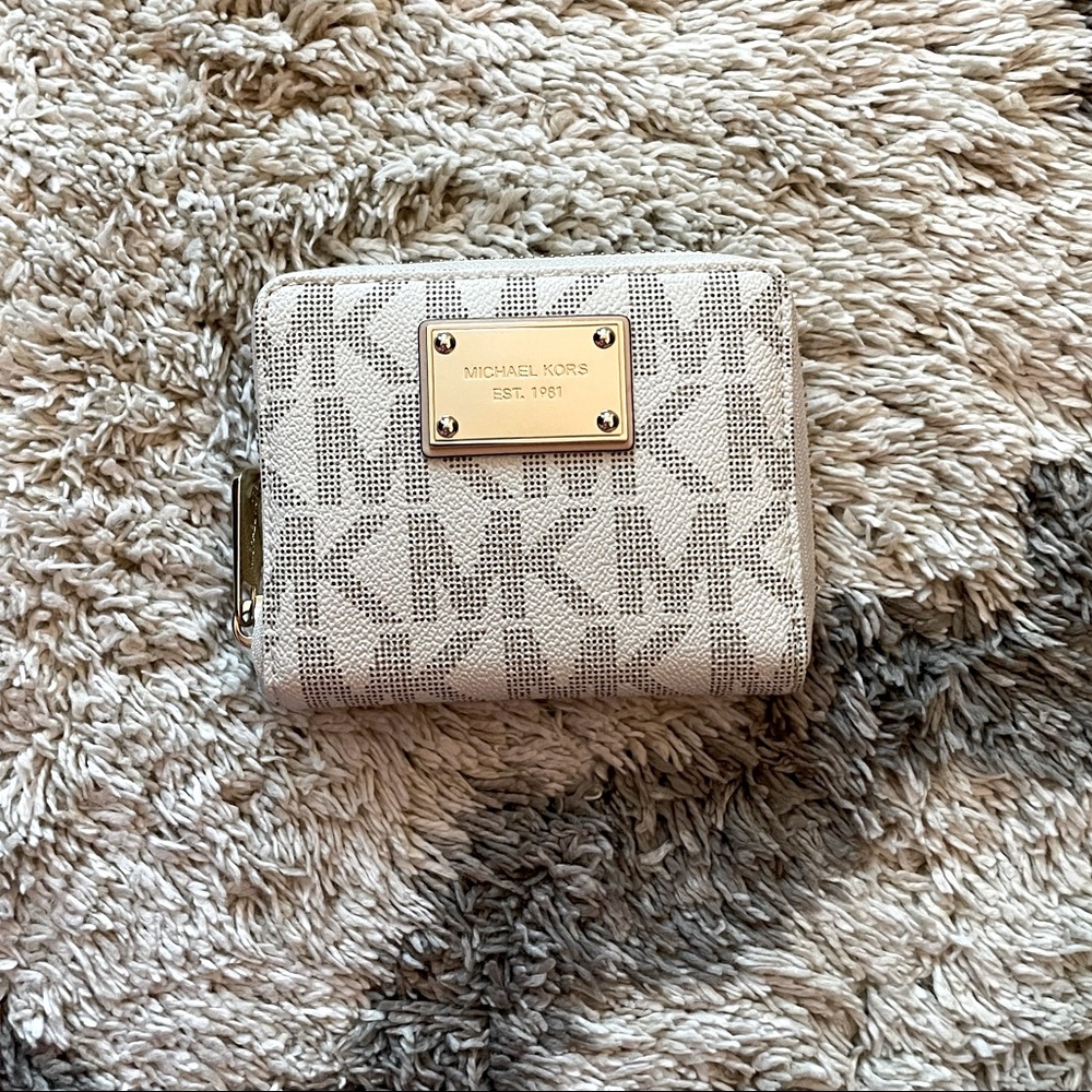 Vanilla Michael Korea wallet
